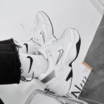 Taobao womens shoes photography Sports shoes College style Casual shoes ins wind Product main picture still life picture shooting