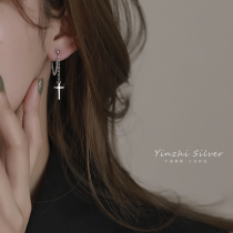 S925 Silver Cross Earrings Womens Sweet and Cool Earrings Cold Wind Earrings Boys Niche Design High-end Ear Jewelry