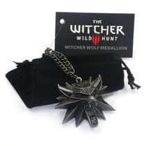Wizard Three Wolves School Badge Jinx Necklace Magic Hunter Wizard 3 Pendant Wolf Head Pendant Around Pendant Game