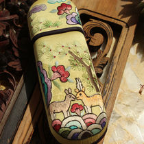 Double-sided hand embroidery *** embroidered exquisite glasses case *** Ruyi pine deer (light yellow)