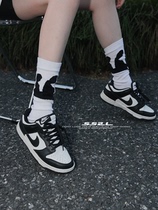 SS2L21aw autumn and winter figures silhouette black and white color cotton sports middle tube socks men and women pile socks ins tide socks