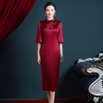 Young happy mother-in-law wedding dress improved cheongsam 2021 autumn wedding mother dress high-end acetic acid dress