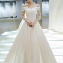 French one-character shoulder light main wedding dress 2021 New temperament bride simple atmosphere tailed small man go out gauze female