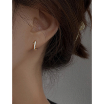 Hong Kong (designer) RVY 2021 New Shell cross earrings female quality light luxury niche earrings female