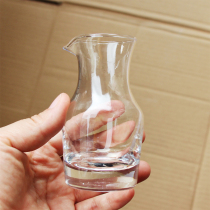 Glass white wine glass is divided into wine pot decanter wine measuring 100 ml small