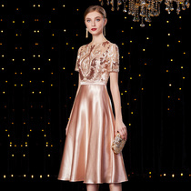 New wedding banquet mother evening dress Noble elegant mother-in-law wedding dress women can wear long champagne color Daily