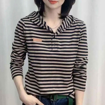 Sweatshirt woman 2022 new spring and autumn streaks Long sleeves Compassionate Korean Version Fashion 100 hitch bottom crossbar Conspicuated Blouse