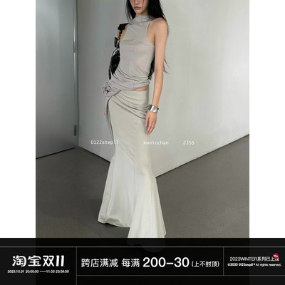 taobao agent Colored sexy fitted long pleated skirt, hip-accented, maxi length, fish tail