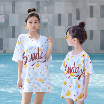Parent-child swimsuit 2021 mother and daughter new Conservative split three-piece cover belly small girl hot spring resort swimsuit