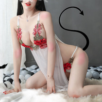 Sex underwear embroidery rose nightgown neck bra T-shaped open underwear three-point Chinese style couple