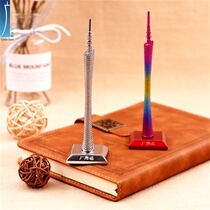 Small waist zinc alloy is Guangzhou Tower model landmark building model color gift box travel commemorative gift