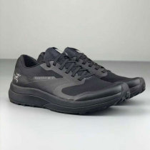 Waterproof hiking shoes men's mid-top autumn light breathable outdoor hiking shoes wading shoes non-slip wear-resistant fishing shoes