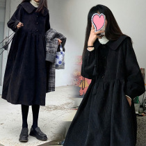Net red small fresh maternity clothes cover the belly does not show the fashion autumn Korean version loose corduroy doll collar dress