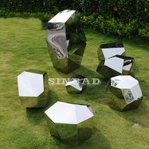 FRP custom electroplating effect modern punk floor ornaments large shopping mall landscape beautiful Chen reflective bench