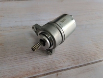 Applicable Yamaha pedal EFI 125 Motor Qiaoge I Motor New Fortress Saying Eagle 125 Starter Motor