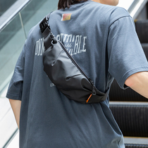 Summer New Slanted Satchel Satchel Satchel Satchel Mini Mens Backpack Small Bag Men Light Briefing Chest Bag Casual Bag Casual Bag