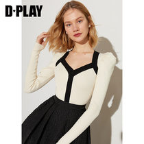 DPLAY2022 years of spring new small balsamic wind crashes with beautiful back-style white Bubble Leg Sleeves Knit Cardiovert Knitwear