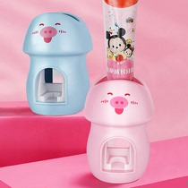 Automatic squeezing toothpaste artifact wall-mounted cartoon children manual squeezing toothpaste hanging baby dental squeezer toothpaste