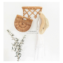Small forest rattan Nordic creative handmade rattan wall hanging hook frame Home decoration rattan storage hanging hook