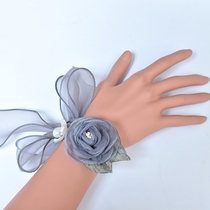 Bridesmaids wrist flower mori wedding bride gray small fresh beautiful bracelet wedding sister group pink companion gift