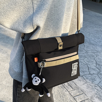 Japanese canvas mens shoulder bag large capacity shoulder bag Tide brand casual mens bag portable simple female messenger bag