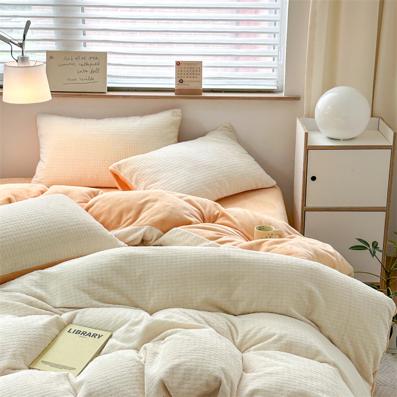 シンプルなミルクベルベットベッド4点セット、コーラルベルベットの厚みのある冬用キルトカバー、豪華なシーツ、フランネルの暖かい寝具
