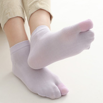  Spring and autumn thin two-finger socks short tube womens plain toe socks pure cotton sweat-absorbing flip-flops big toe socks two-finger socks