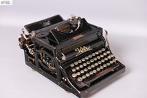 Domestic spot German original antique typewriter mechanical typewriter model A2 brand hollow carving