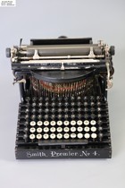 19th-century American Smith SmithPrimierNr 4 antique mechanical typewriter collection