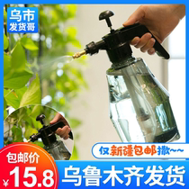 Xinjiang water jet kettle pneumatic watering spray bottle plant watering bottle household small large-capacity flower watering machine