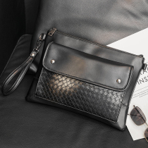 2022 new business casual weave hand grab bag Han version street mens hand grip bag IPAD bag single shoulder bag tide