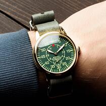 Ukrainian mens◇ Ancient military Watch pilot Soviet retro mens green mechanical leather watch