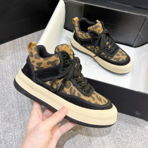 Fashion blogger recommended ~ small fragrant wind BAO WEN board shoes high-top versatile thick-soled casual single shoes plus velvet winter Net Red