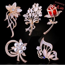 New brooch women rhinestone corsage jewelry pin scarf buckle collar pin