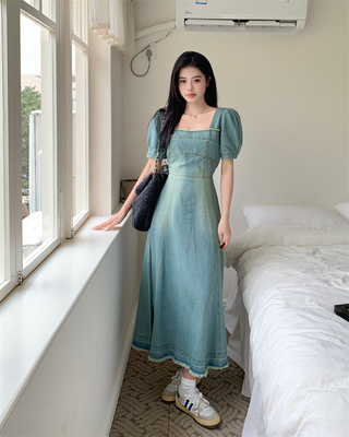 taobao agent Retro summer denim dress, long skirt, plus size, square neckline, bright catchy style
