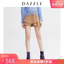 Dazzle Disu 19 spring new personalized apron skirt pants feeling belt Embroidered Shorts for women 2g1q1011n