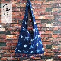 Tie-dyed shoulder bag features national style Environmental protection bag Yunnan Dali Bai handmade cotton tie-dyed cloth bag satchel bag