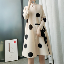 One person one pleated F013 lady pleated jacket 2021 summer single-breasted stand-up collar Light cooked printing polka dot Miyake trench coat