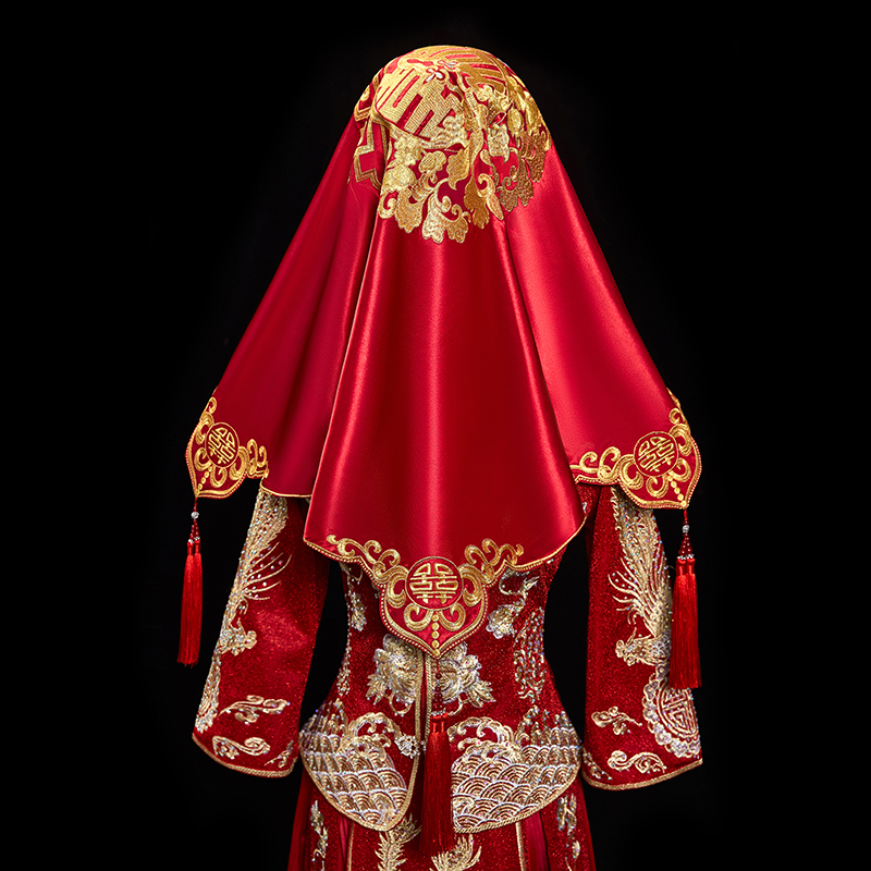 赤ヒジャーブ花嫁ウェディングベール中国 Xiuhe 服レトロ赤刺繍サテンタッセルカバーヘッド刺繍ヒジャーブ