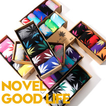 Maple leaf socks mens stockings womens tide spring and autumn cotton socks autumn sports Tide brand stockings basketball socks