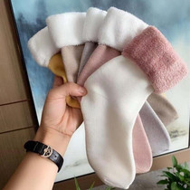 Every purchase of 200 minus -15 Min single cross-store area month socks Autumn and winter thickened winter maternity supplies Xinjiang cotton maternity socks