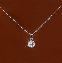 Chow Tai Fook PT950 platinum melon necklace female style clavicle neck decoration Mo Sang diamond 18K white gold pendant jewelry