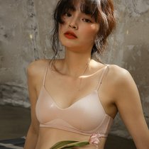 No steel ring Summer bra large breasts with small thin sections of young girl wind small breasts to woo students Modell cotton slim with underwear