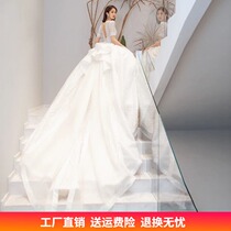 High end atmosphere V collar light main wedding dress 2021 new white bride little tailed heavy industry luxury French women