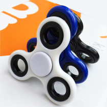 Fingertips Tops Universal version Three-leaf finger tops Adult three-hole bearing fingertips Spiral Triangle Finger Inter