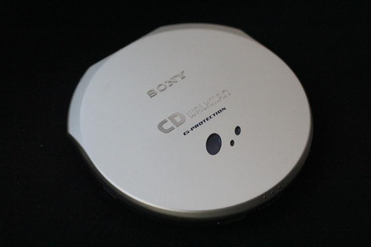 [Secondhand products]SONY SONY SUPER-NEW COLOR CD player D-E990 (NE730 NE20 D-E990 EJ915)