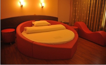 Mei Si Hotel home round constant temperature water bed Fun water bed Heart-shaped couple theme water bed special offer