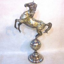 Pakistani traditional handicrafts bronze carving color spots roasted silver treading ball horse treading Feiyan factory direct sales