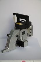 NP-7A high-speed single wire chain portable electric enveloping machine sewing machine automatically gives oil automatic tangent
