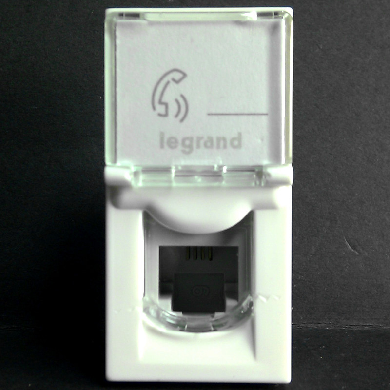 Legrand Rogland Telephone Module/Voice Module Size 45X22.5mm 1M Model 572300